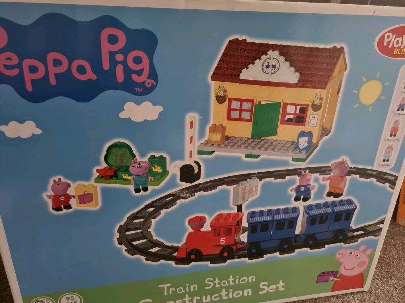 peppa pig lego train